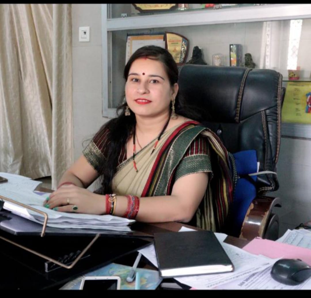 Mrs. Arti Tripathi, Principal